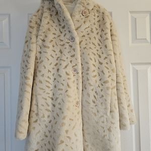 Women's Faux Fur Coat